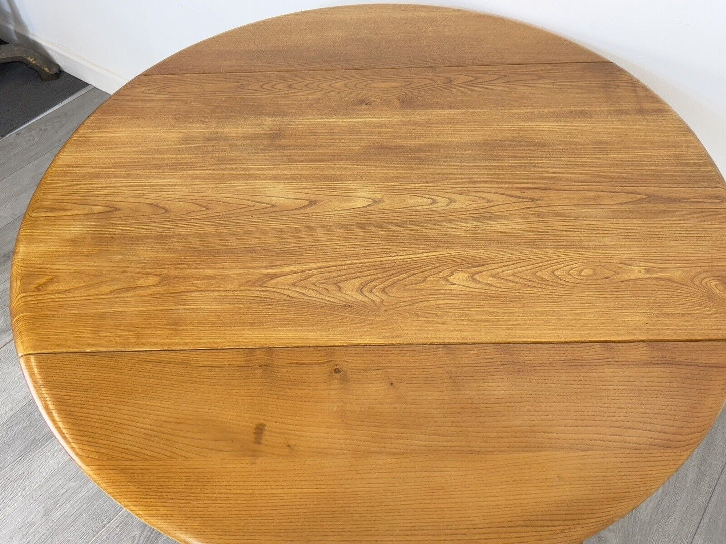 Ercol Model 384, Mid Century Drop Leaf Oval Dining Table