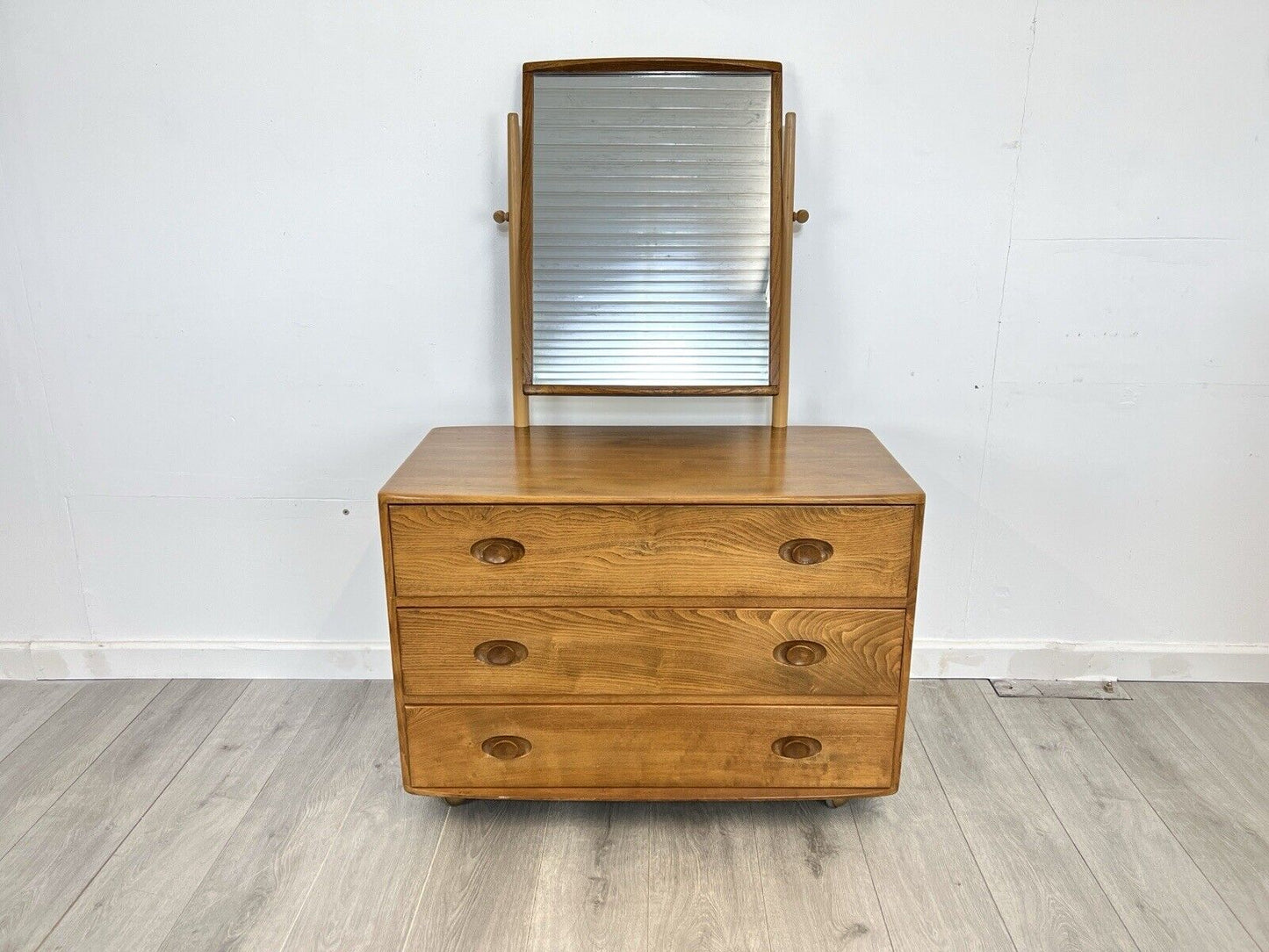 Ercol 408 - Mid Century Chest of Drawers With Mirror / Dressing Chest