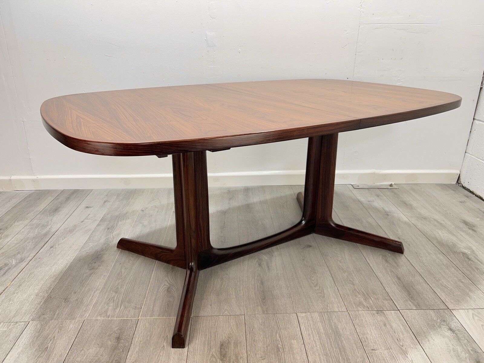 Gudme Møbelfabrik, Vintage Danish Rosewood Extending Dining Table