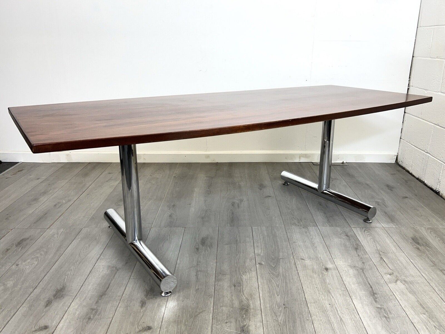 Pieff, 6 Seater Rosewood Dining Table