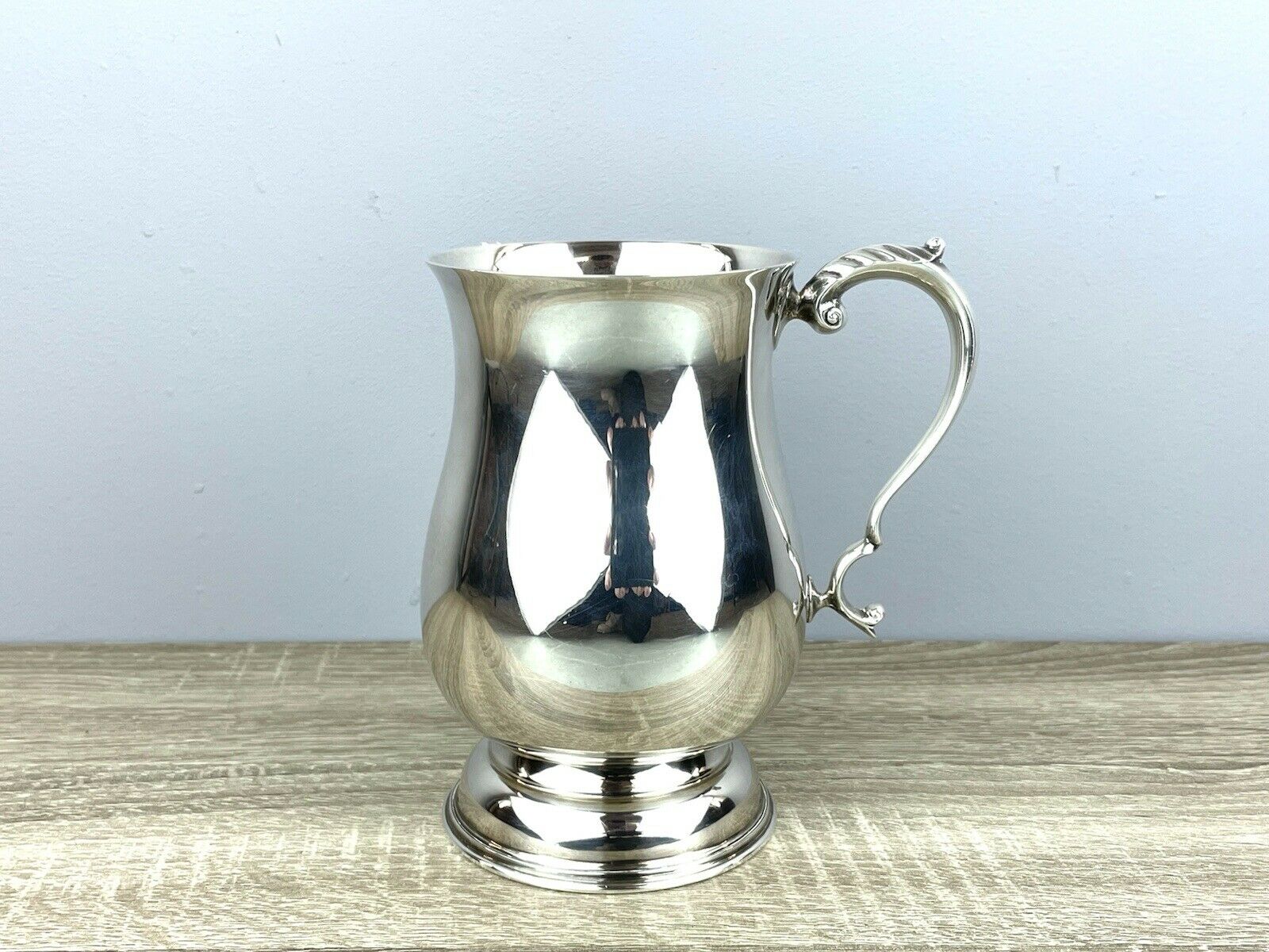 Silver Pint Tankard, Birmingham 1987 by S J Rose & Son