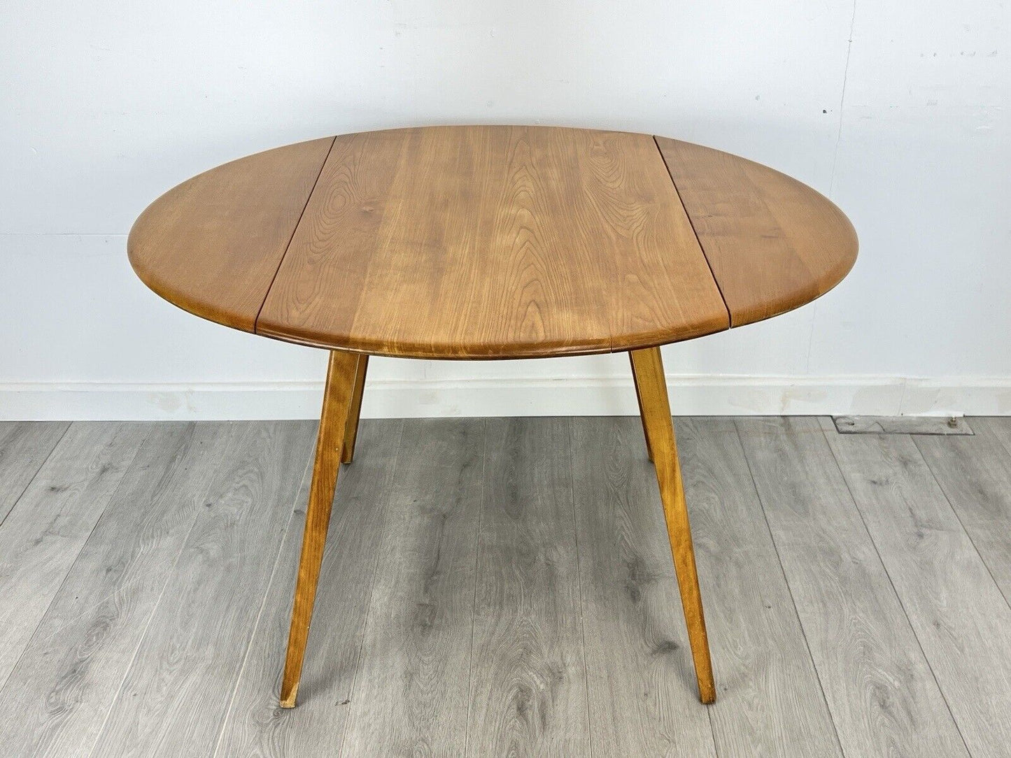 Ercol Model 384, Mid Century Drop Leaf Oval Dining Table