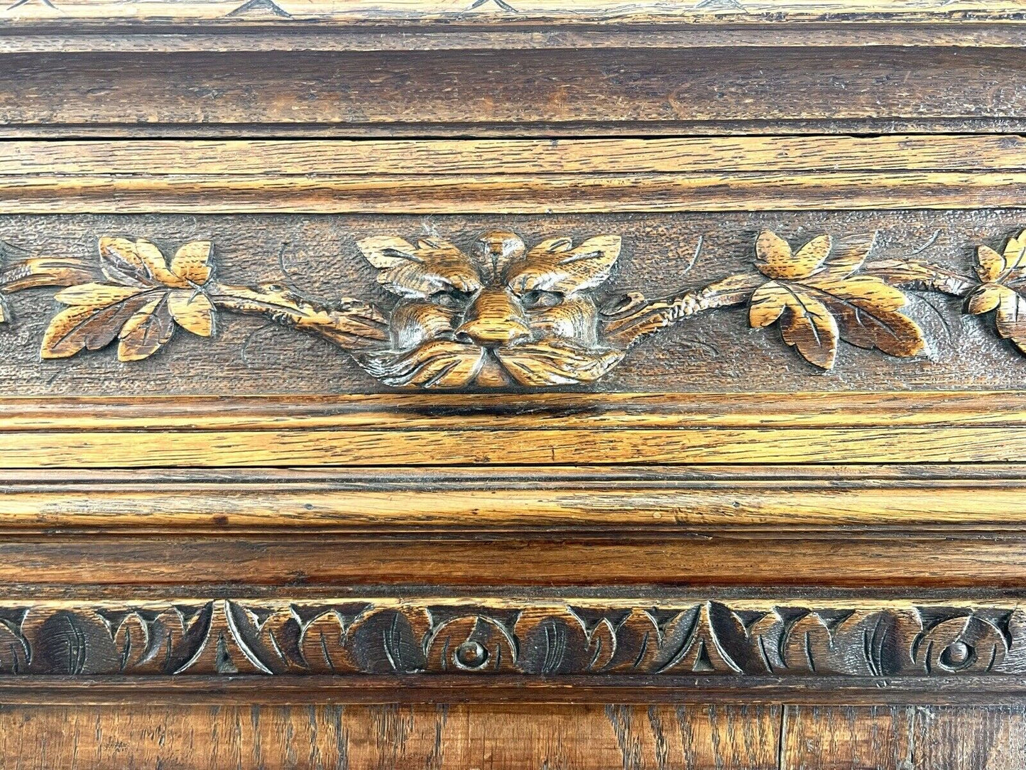 19th Century - Green Man Oak Carved Sideboard with Carvings of Game