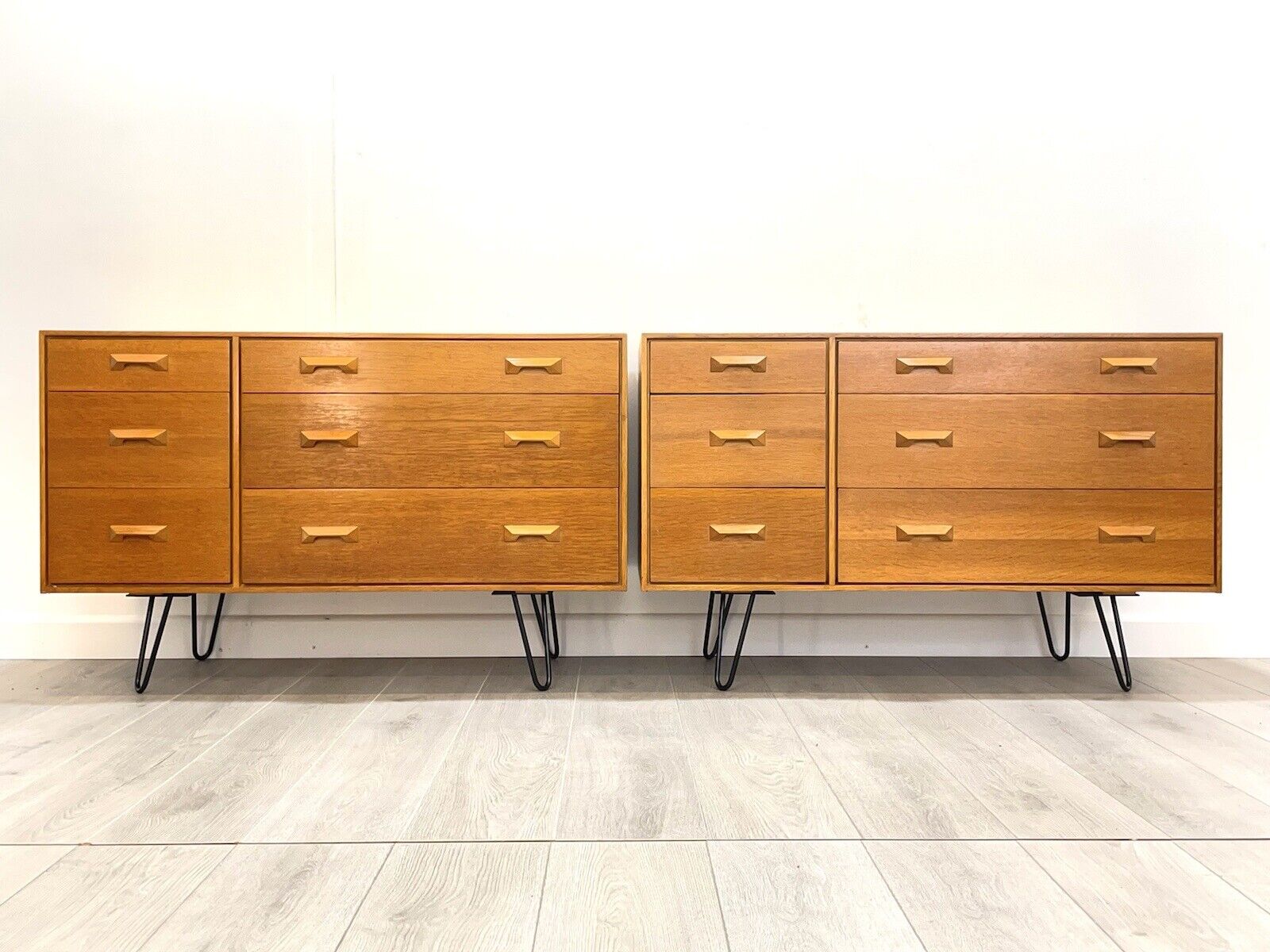 Pair of Stag Concord, 6 Drawer Oak Chest of Drawers Upon Hairpin Legs