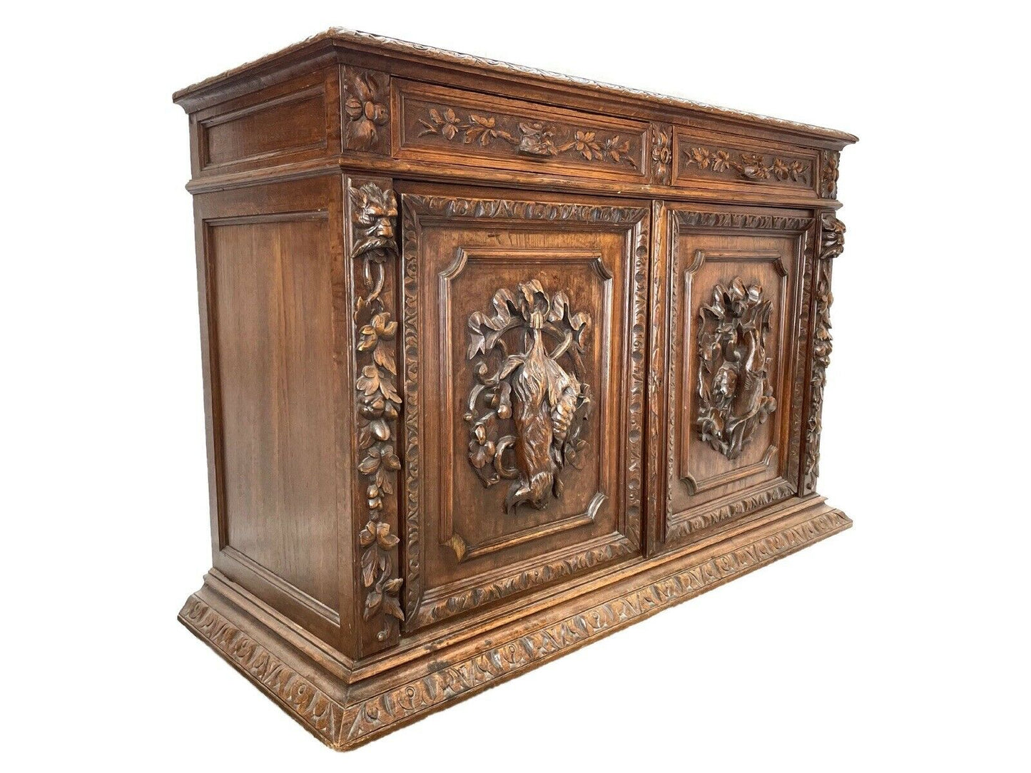 19th Century - Green Man Oak Carved Sideboard with Carvings of Game