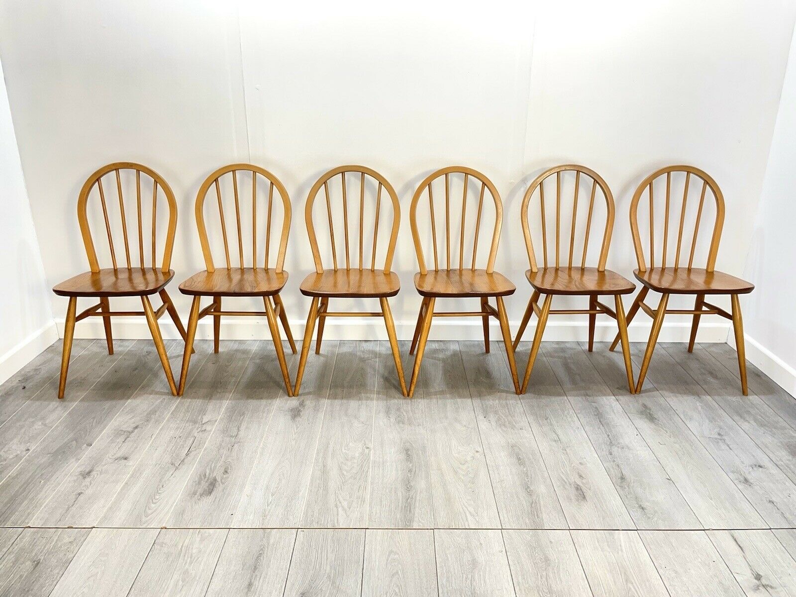 Ercol Model 400, Set of 6, Vintage Elm Hoop Back Kitchen Chairs