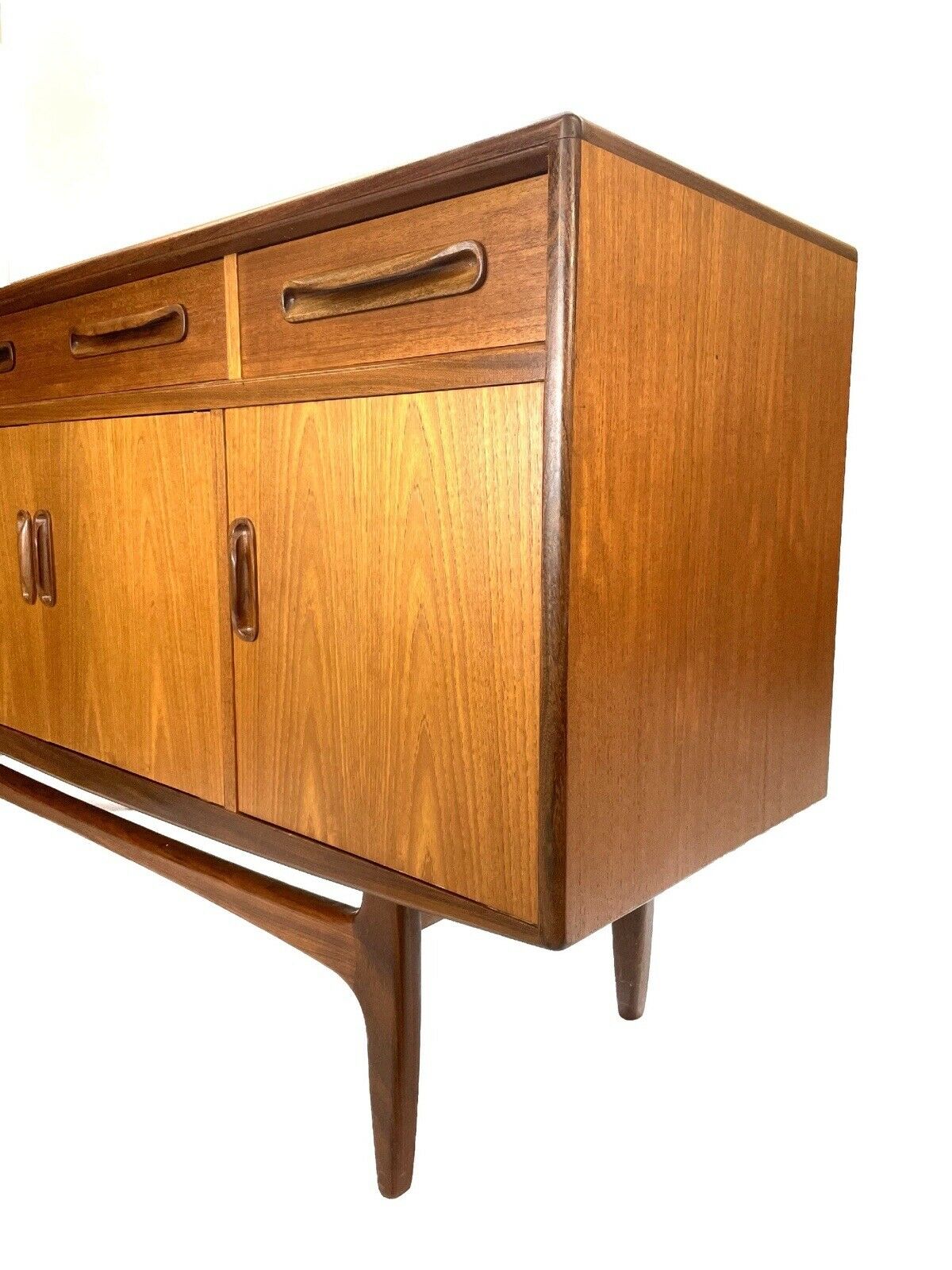 Additional view of the Vintage G Plan Fresco small sideboard (5)